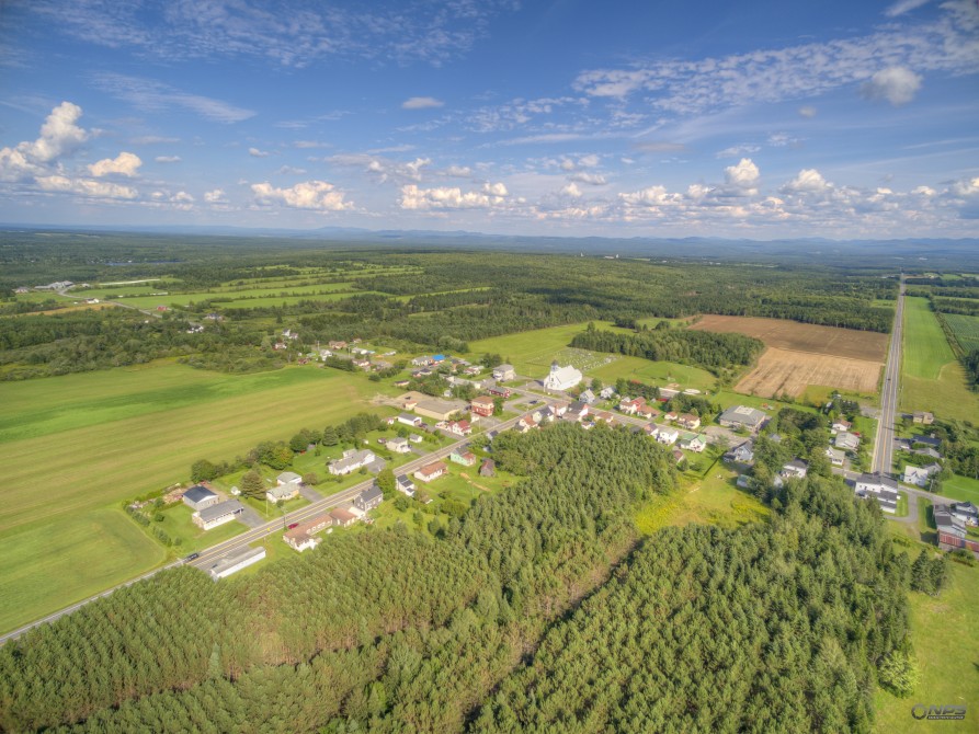 Sainte-Cécile-de-Whitton: